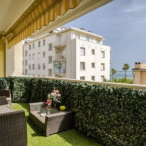  Apartment Beach & Airport France